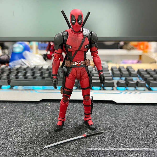 deadpool figure deadpool mask ของแท้ Bandai SHF Marvel Deadpool 3 Deadpool 6 นิ้ว Action Model ฟิกเก