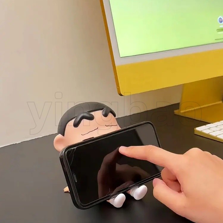Crayon Shin-chan ขาตั้งโทรศัพท์ Kawaii น่ารักอุปกรณ์เสริมโทรศัพท์แฟชั่นสร้างสรรค์ตุ๊กตาการ์ตูนแบบพกพาเดสก์ท็อปของขวัญ - รูปที่ 7