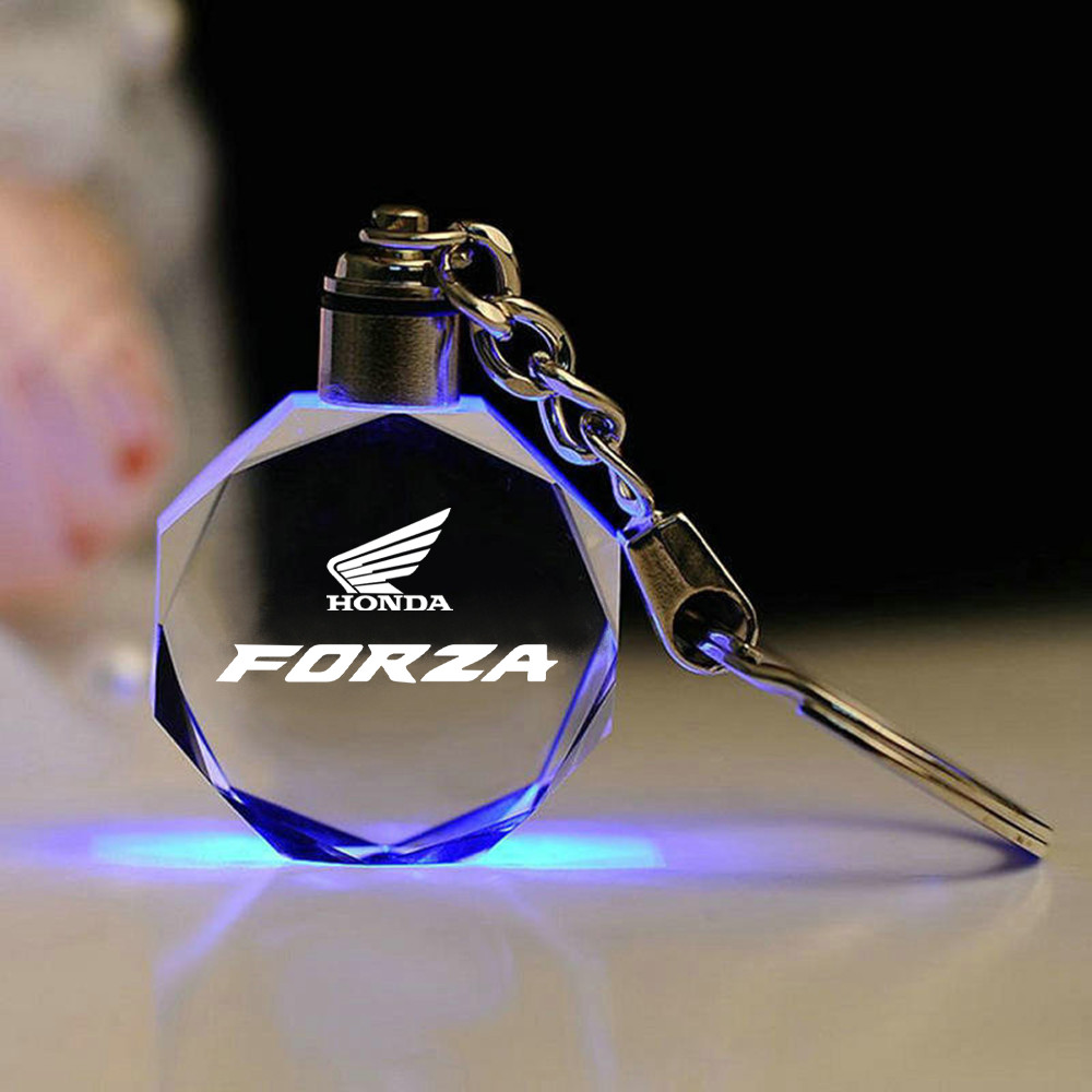 Honda Forza ไฟ LED KeyChain 7 สีคริสตัล KeyRing สวยงามพราวสีตกแต่งการปรับแต่งรถจักรยานยนต์สําหรับ HONDA Forza