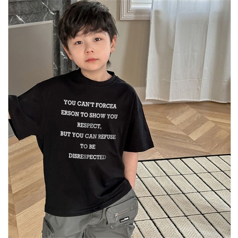 (จัดส่งตลอด 24 ชั่วโมง) (1-14Y) เสื้อยืดผ้าฝ้ายเด็กผู้ชายเสื้อยืดแขนสั้นพิมพ์ลายตัวอักษรสไตล์เกาหลีแฟชั่นสวมใส่