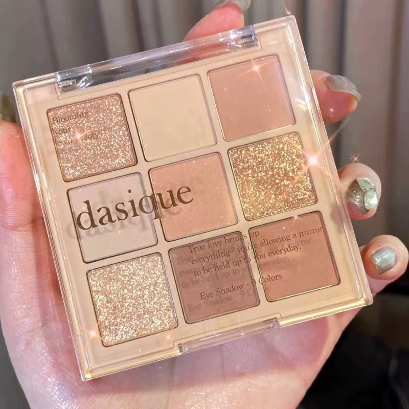 Dasique Nine Color Eye Shadow Plate Highlights Powder Blusher 代可九色眼影盘 ชานมชิ้นเดียวพร้อม Matte และ Bright สีอเนกประสงค์ Matte Eyeshaw Eye Makeup