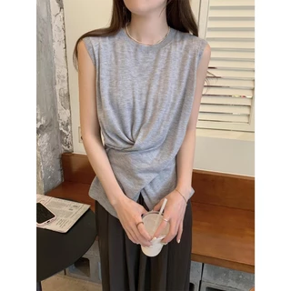 Dahong เสื้อยืดแขนกุดผู้หญิง เสื้อกล้ามแขนกุด ล่ผ้าสวยใส่สบายแมทช์ง่ายได้ทุกลุคค่ะ สีทึบ H057