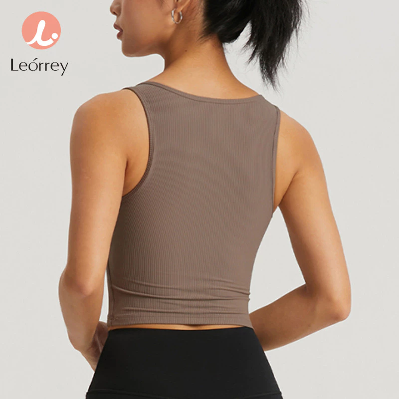 Leorrey เสื้อกล้ามครอปสปอร์ตโยคะคอวีมีฟองน้ำ thumbnail 9