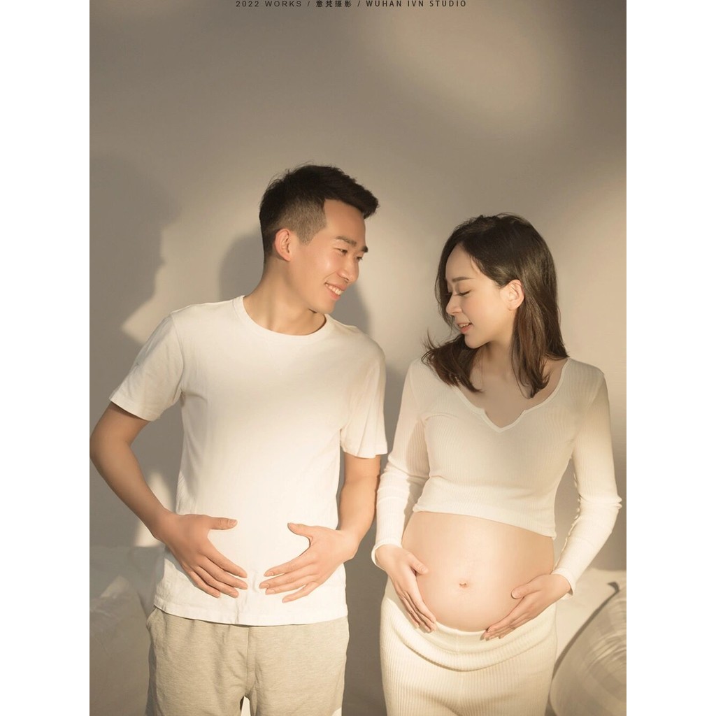 สตูดิโอถ่ายภาพเสื้อผ้าสำหรับหญิงตั้งครรภ์ ธีมบ้านๆ กับงานศิลปะ - รูปที่ 3