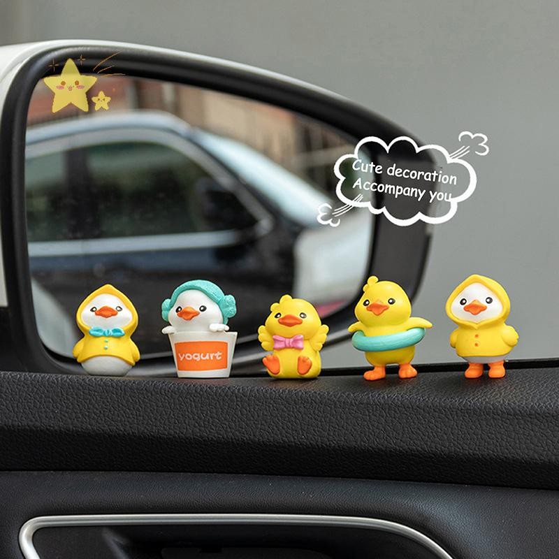 [JBTH] 6pcs การ์ตูนเรซิ่นเป็ดน้อยสีเหลืองรุ่นคอนโซลกลางรถตกแต่งเครื่องประดับรถน่ารัก Auto ภายในแดชบอร์ดอุปกรณ์เสริม [JB]