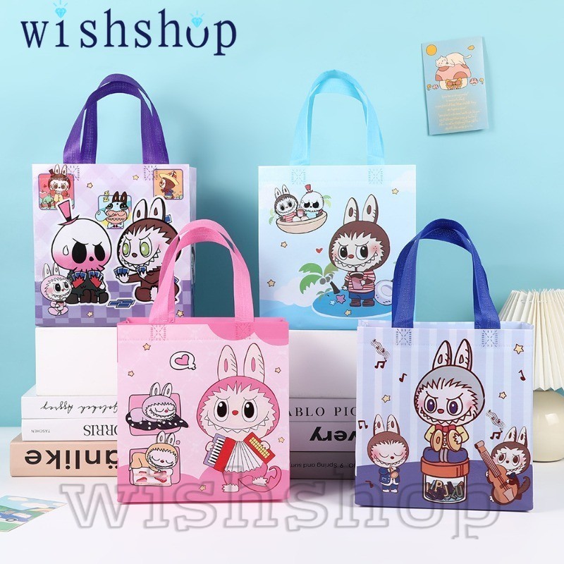 ถุงของขวัญ-ลาบู ธีมการ์ตูน-ถุงช้อปปิ้งน่ารัก-ถุงพลาสติกเทศกาลพร้อมที่จับ-สําหรับบรรจุภัณฑ์ของขวัญงานเลี้ยงวันเกิด-กันน้ํานํากลับมาใช้ใหม่ความจุขนาดใ