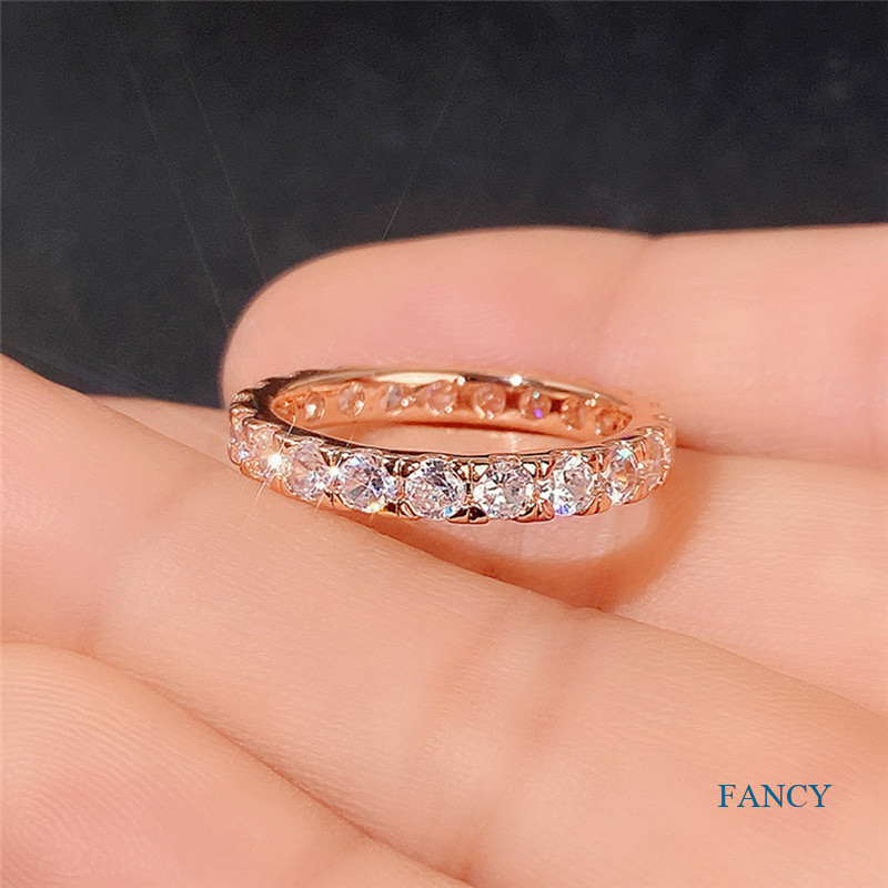 Simple Stylish Round Band Ring สําหรับผู้หญิง Micro Paved Cubic Zirconia หิน Daily Collication Girls แหวน