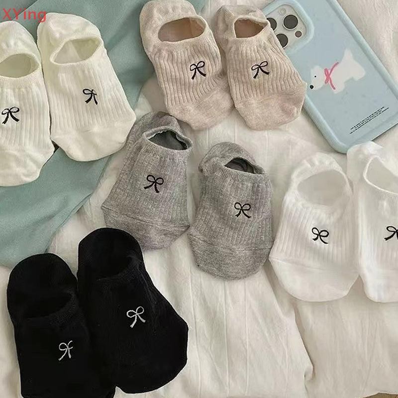 [Xy] ผู้หญิงถุงเท้า Bowknot สีทึบฤดูร้อนบาง Breathable ที่มองไม่เห็นถุงเท้าเรือลื่นซิลิโคนสั้น Sox สุภาพสตรีขายร้อน