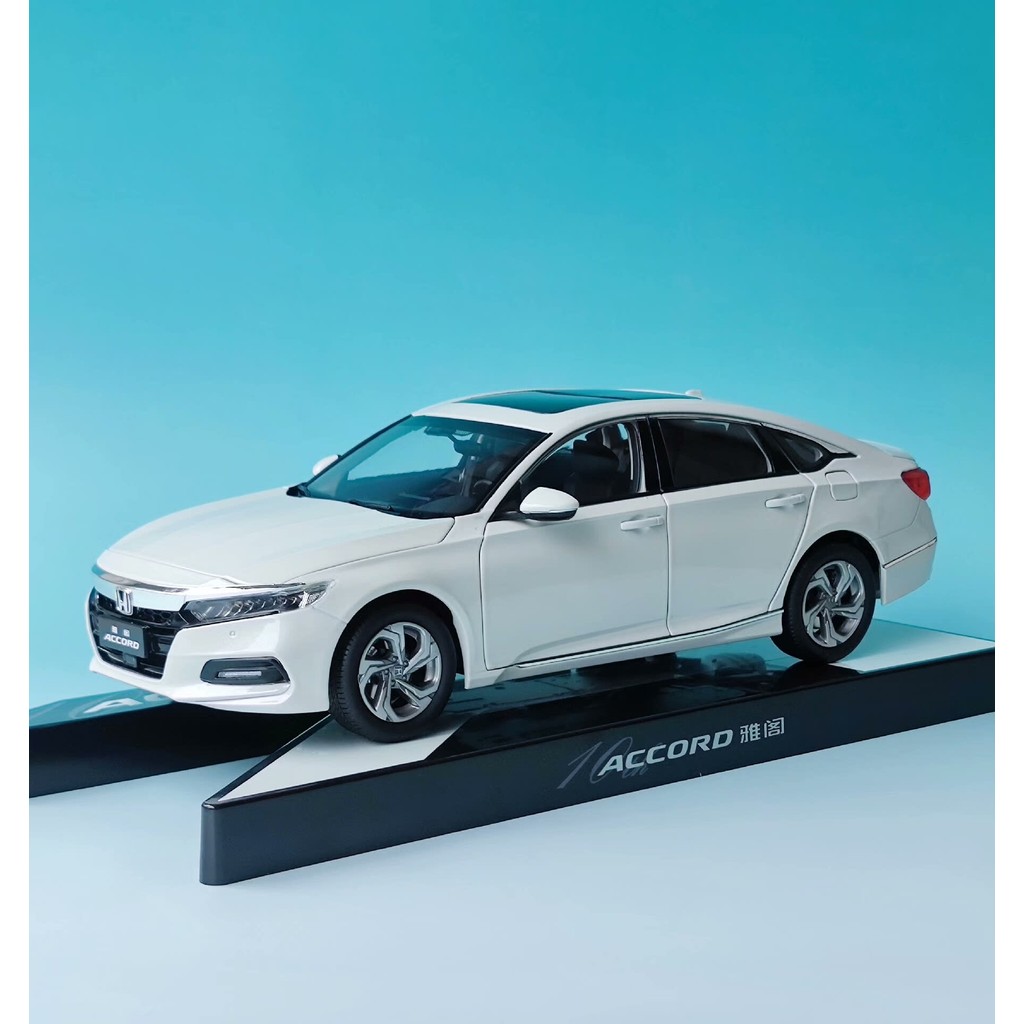 1: 18 Original Factory Car Model Accord 10th Generation Guangauto Honda Accord 10th Generation Car M