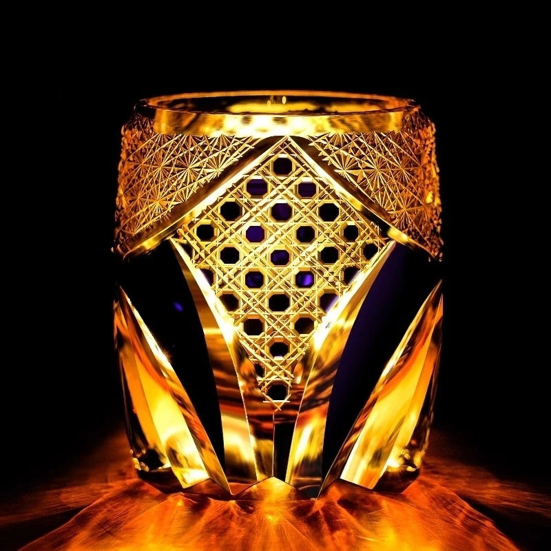 现货发 ญี่ปุ่นนักรบสีดําเกราะ Edo Kiriko แก้ววิสกี้มือแกะสลัก Amber คริสตัลบรั่นดี XO Rock ไวน์ Snifter