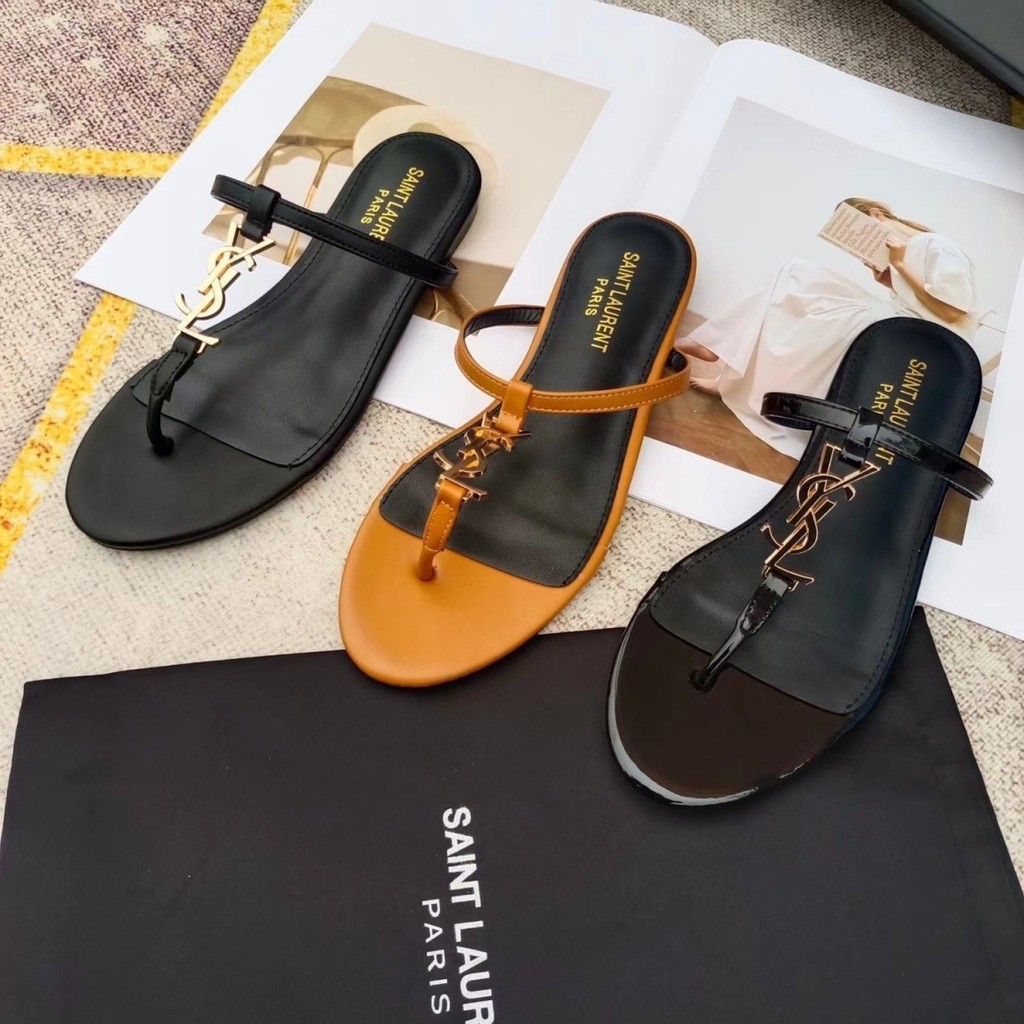 รองเท้าแตะแฟชั่น YSL 2025 ใหม่ หัวกลมแบน หนังแท้ ตัวอักษร แฟชั่นกลางแจ้ง รองเท้าแตะแบบพลิกกลับ เรียบ