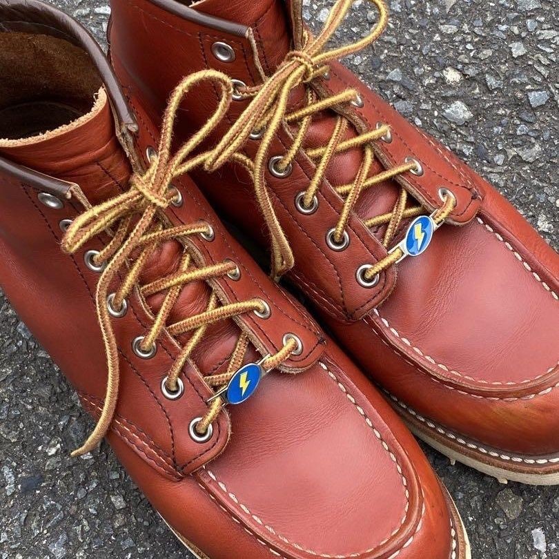 Red Wing REDWING REDWING Lightning Label เชือกผูกรองเท้าตกแต่งหัวเข็มขัด Niche กระพริบโลโก้คลาสสิก-02