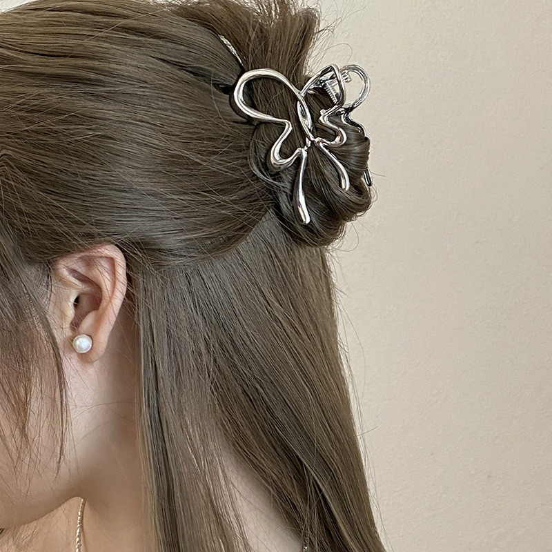 2024 Simple Hollow Butterfly Clamp High-End Shark Clamp