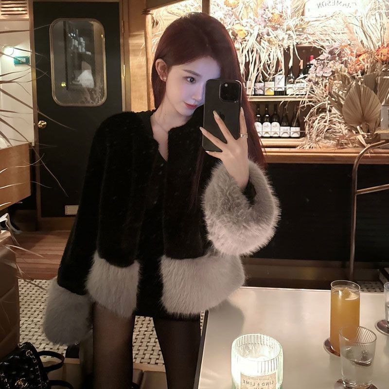 Stitching Environmental Protection Winter Fur Coat Elegant Fur New Short Coat Fashionable Fur Extra Thick Women