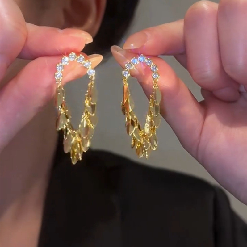 หรูหรา High-End Zircon โลหะข้าวสาลีหูพู่ S925 เข็มเงิน Classy ต่างหูประณีต