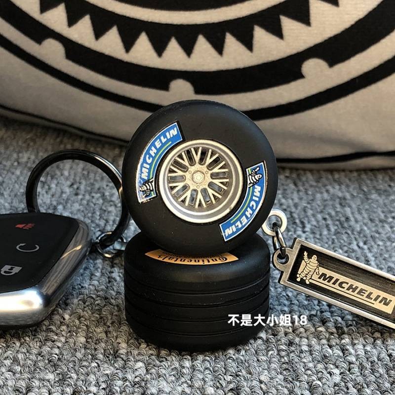【Ready Stock】 JDM Michelin Horse Brand Tire Keychain Creative Wheel Hub Keychain Handbag Pendant Personality Vehicle-Use Key Chain 2GUj