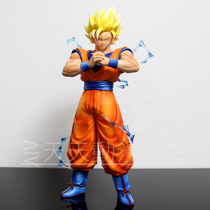 จัดส่งฟรี Dragon Ball Model Magic Factory Super II Monkey King ยืนถือกำปั้น Wukong Animation ตุ๊กตาอุปกรณ์ต่อพ่วงตกแต่งกล่องของขวัญ
