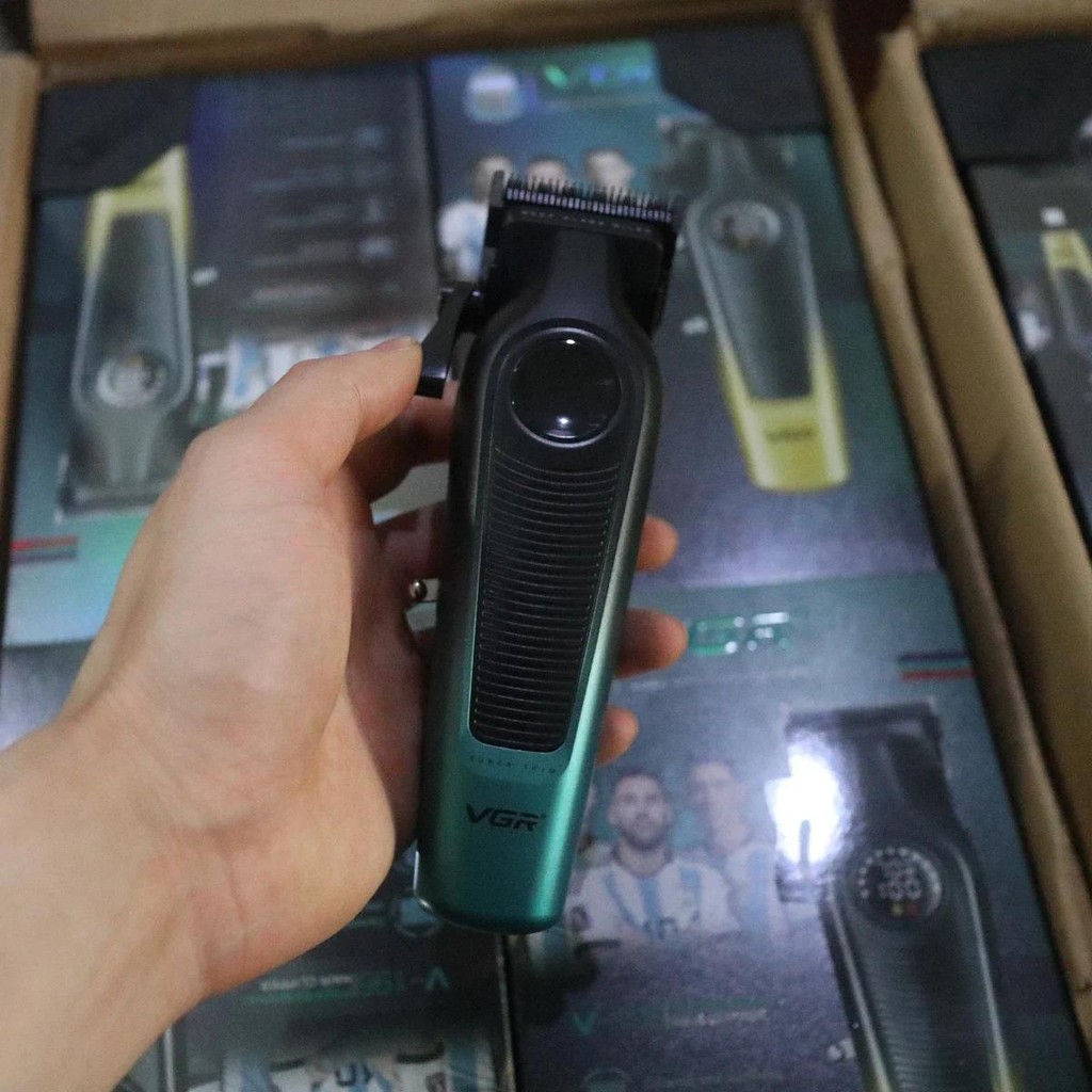 VGR V196 ปัตตาเลี่ยนผมสําหรับผู้ชายที่มีใบมีด DLC 7000RPM จอแสดงผล LED ร้านตัดผมมืออาชีพเครื่องตัดผมไร้สาย - รูปที่ 5