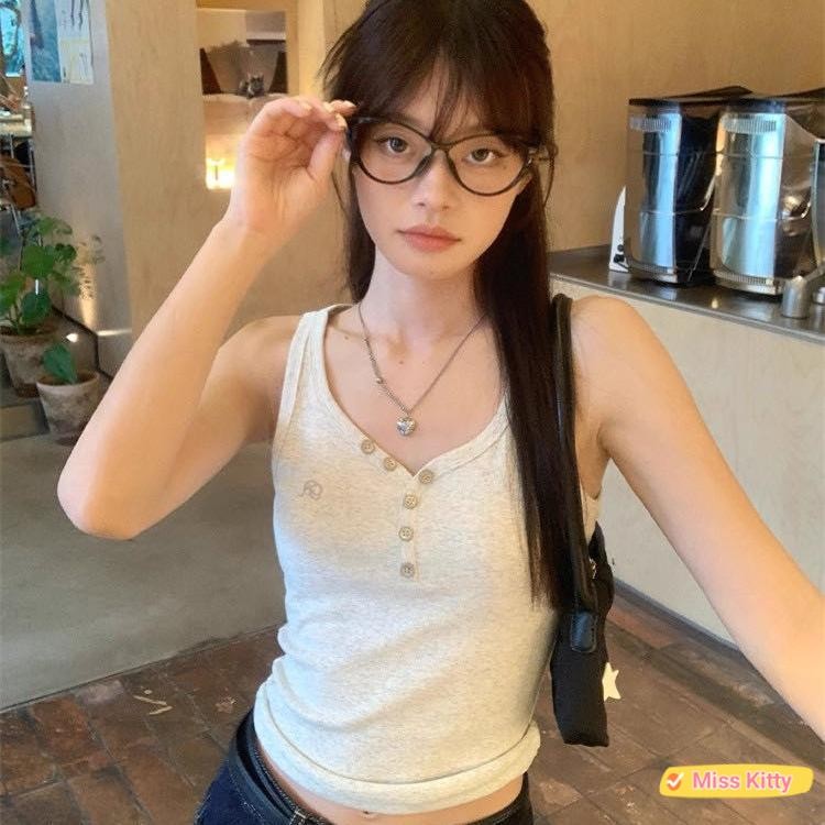 🎀Miss Kitty❤️พร้อมส่ง เสือกล้าม สไตล์เกาหลี มีฟองน้ำ ใส่สบาย 