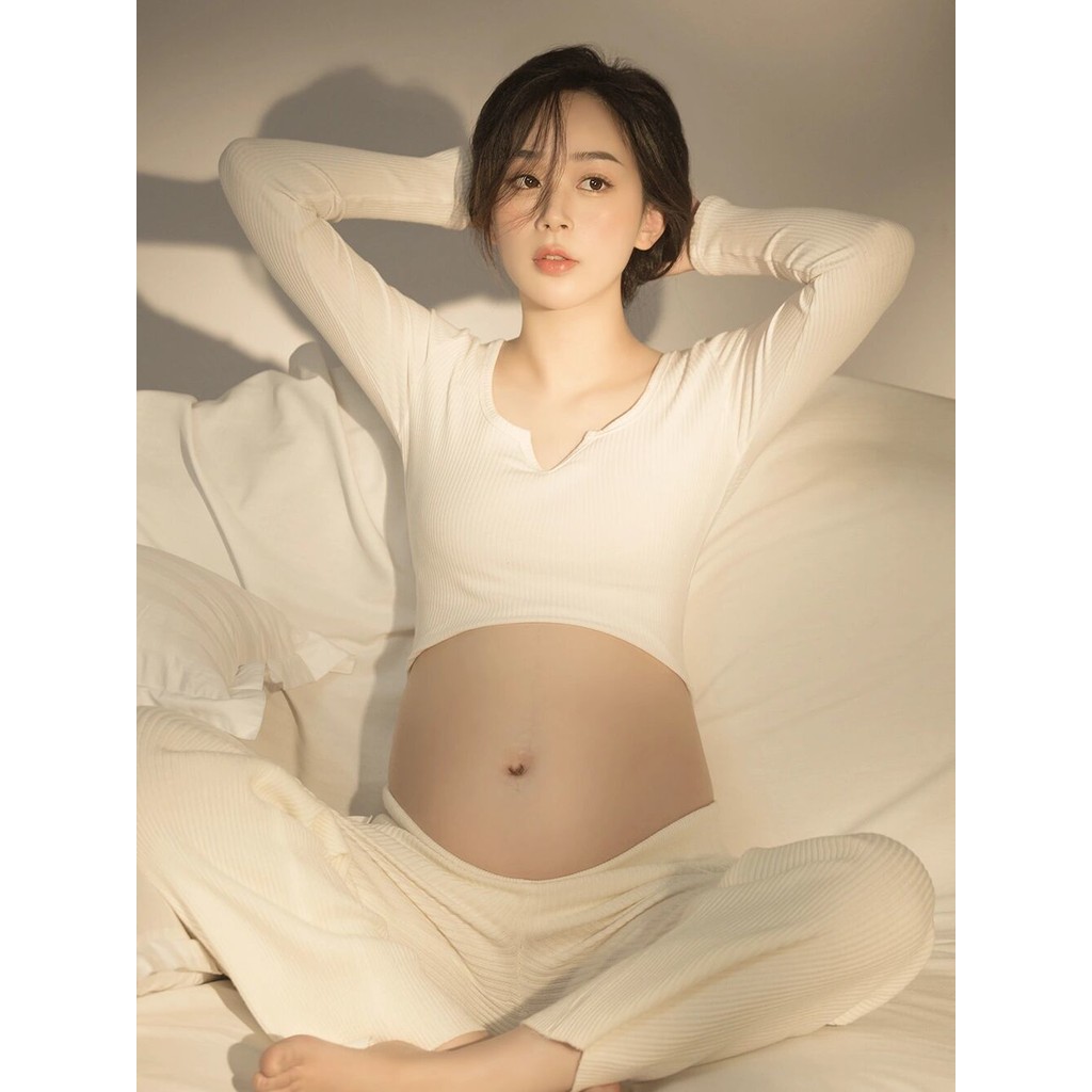 สตูดิโอถ่ายภาพเสื้อผ้าสำหรับหญิงตั้งครรภ์ ธีมบ้านๆ กับงานศิลปะ - รูปที่ 2