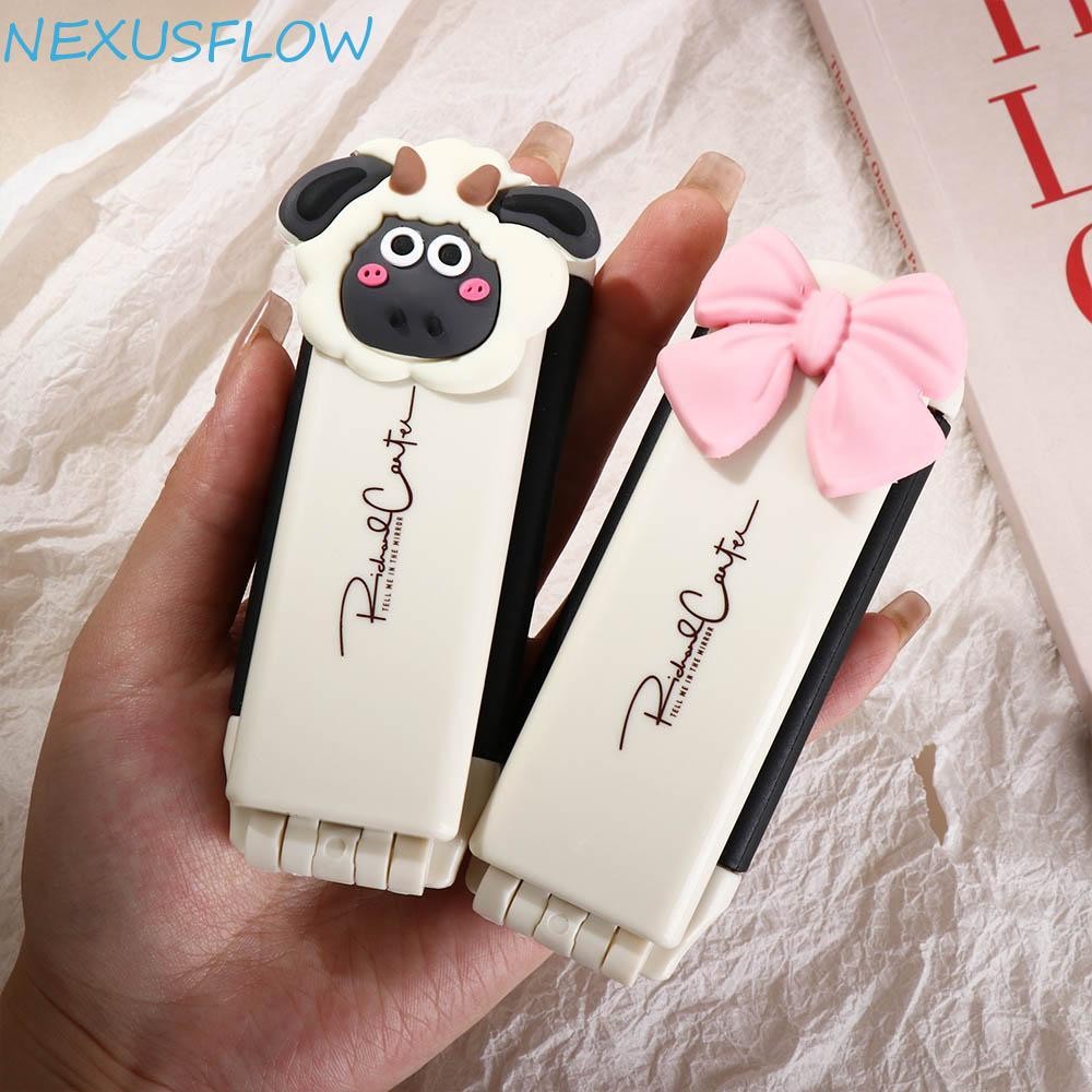 Nexusflow ชุดกระจกหวี 2 in 1, หวีผมถุงลมคงที่สีขาวนม, หวีนวดขนาดเล็กกระจกกระเป๋าแกะน่ารักพร้อมการเดินทางกระจก
