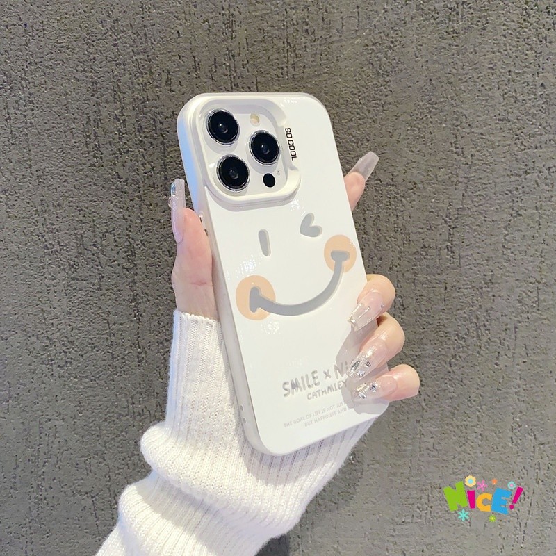 💖Bov CASE💖ยิ้มง่ายป้องกันการตกปุ่มโลหะกรณีโทรศัพท์สำหรับ iPhone16 15 14 13 12 11 Pro MAX XSMax XS XR X 7P8Plus-MSCY40
