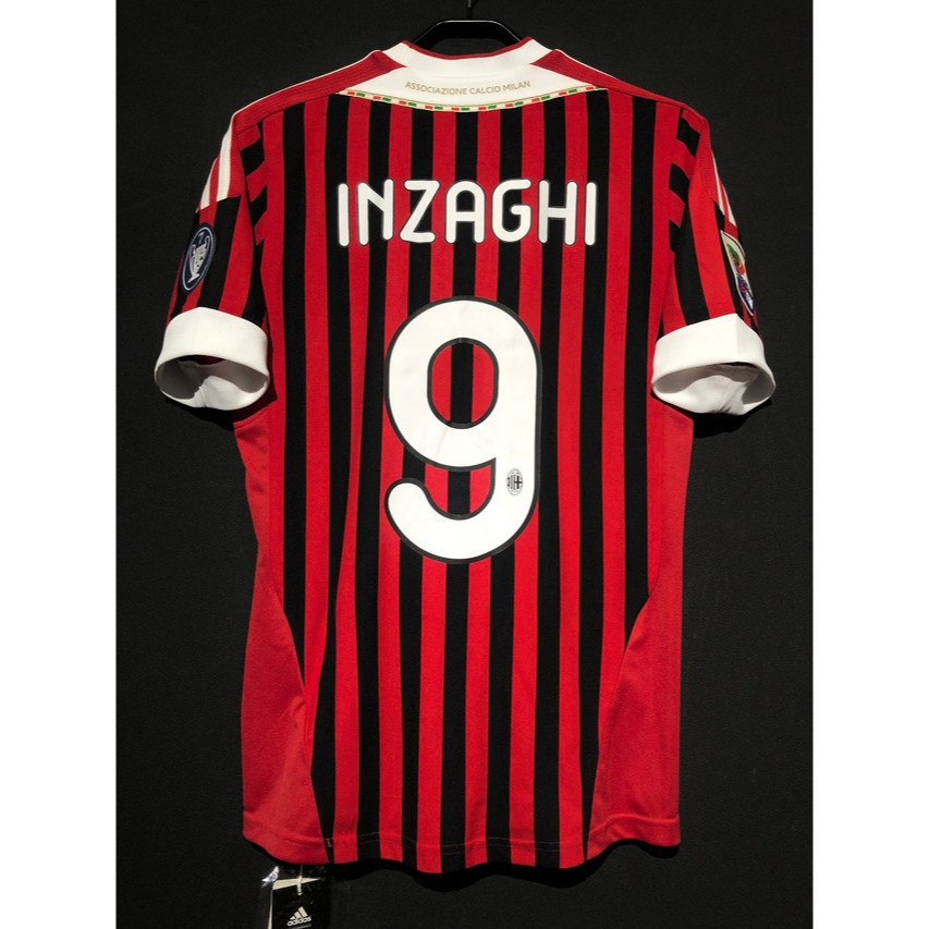 2011-12 AC Milan KAKA เสื้อฟุตบอลย้อนยุคคุณภาพสูงสําหรับบ้านแบบกําหนดเอง INZAGHI