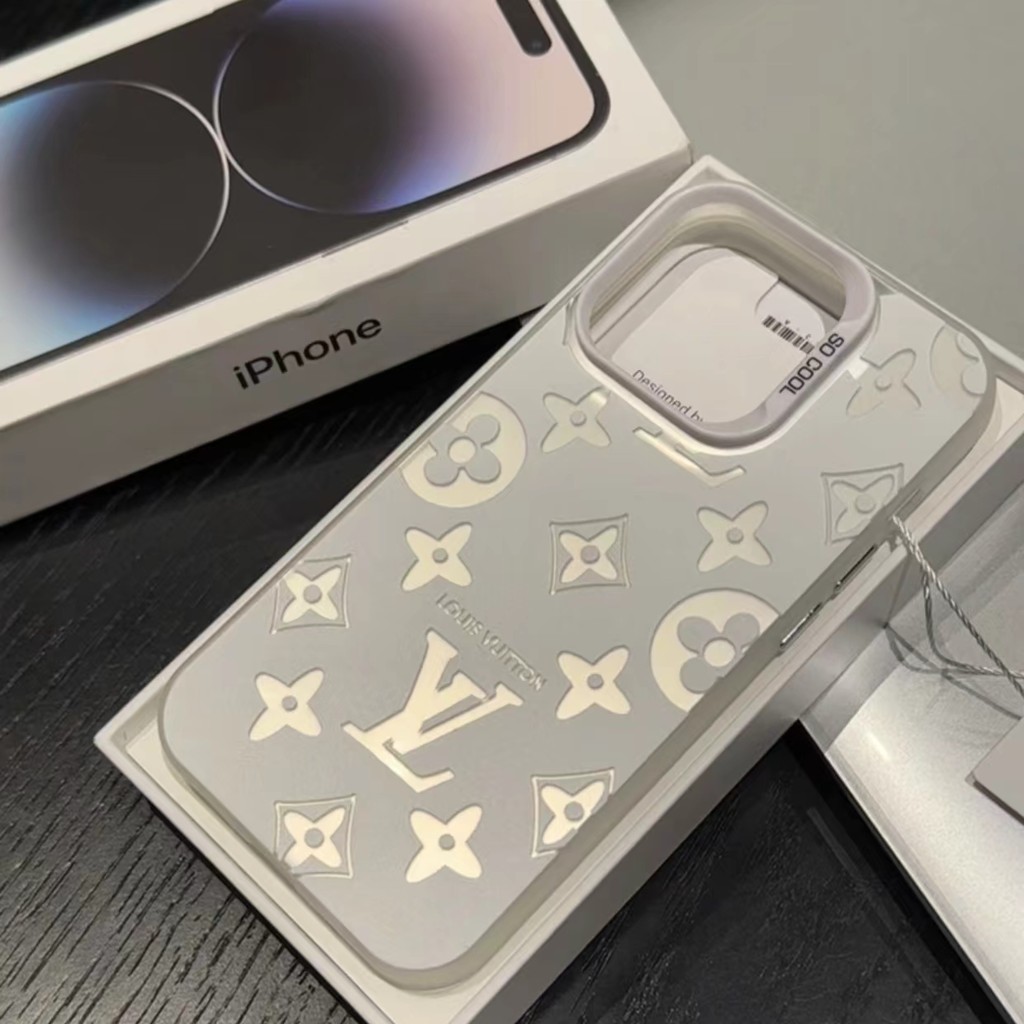 🔥COD🔥ใช้ได้ iphone 11 13 12 14 15 Pro MAX 14 15 8 7 Plus X XR XSMAX SE แบรนด์แฟชั่น  สีขาวออกแบบเคสโทรศัพท์มือถือคู่