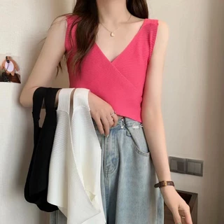 เสื้อยืดสไตล์เกาหลี เสื้อสายเดี่ยวคอวี ไขว้หน้าอก เสื้อถักไหมพรมสายเดี่ยว อก 24 ยืดได้ไม่เกิน 40