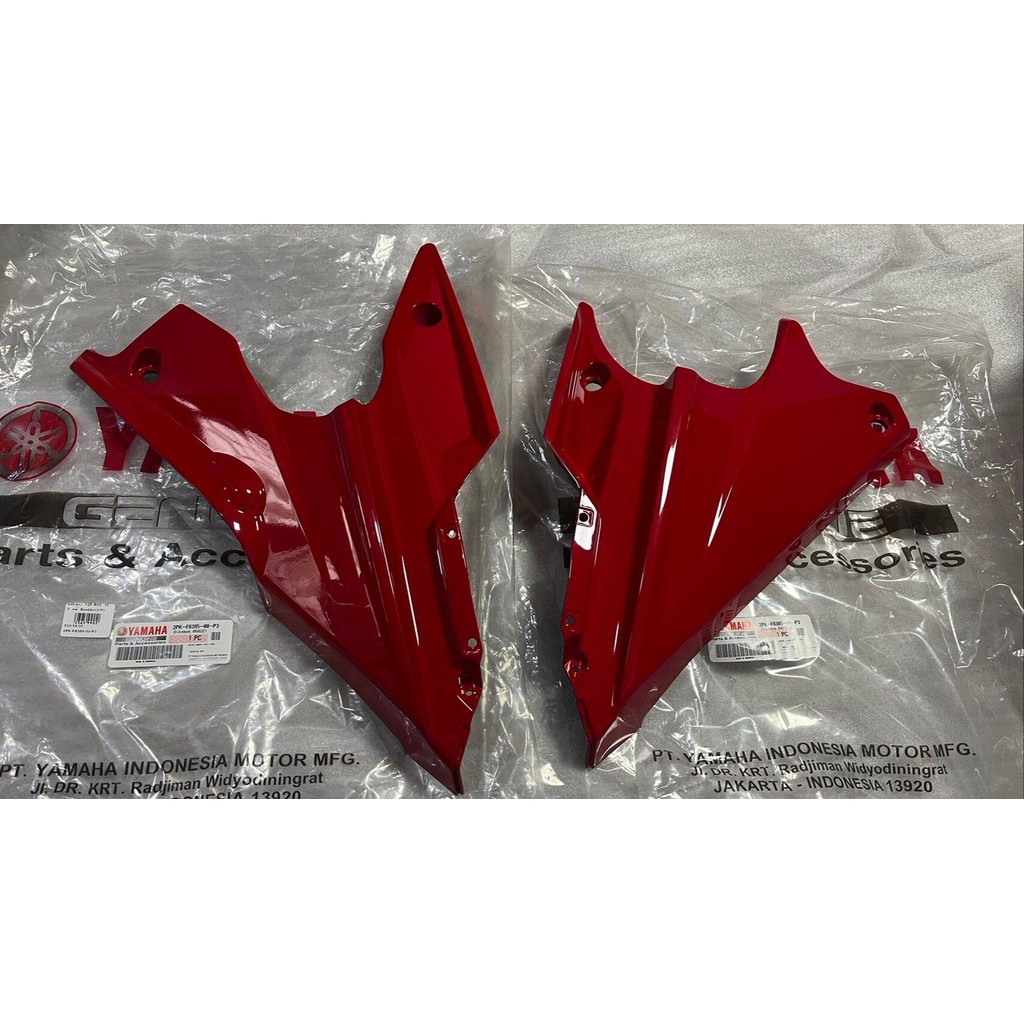 คอนโซล ข้างซ้าย+ขวา  R15 ปี 2014-2016 อะไหล่แท้ 2PK-F8385-00 2PK-F8395-00