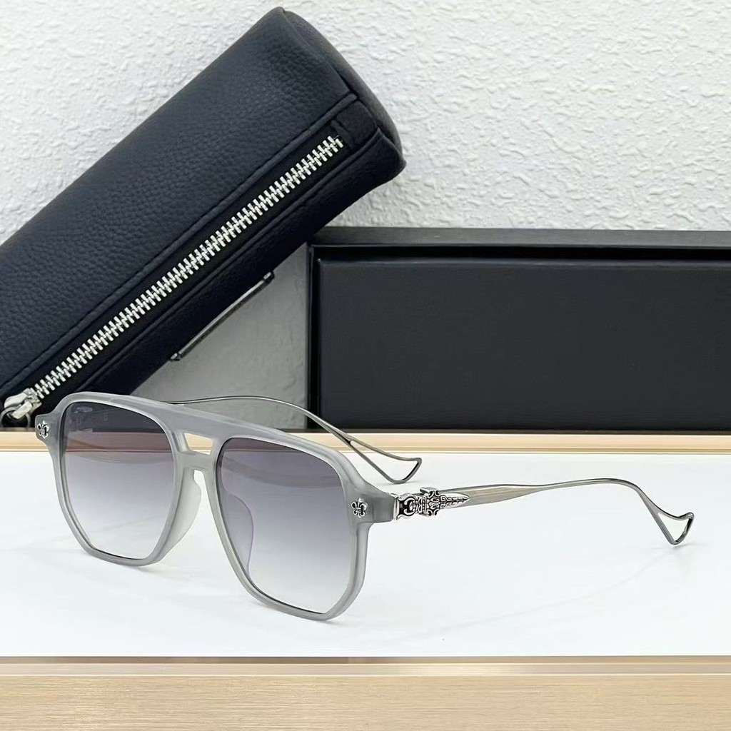 แว่นกันแดดแฟชั่นทรงสี่เหลี่ยมโลหะใหม่จาก Chrome Hearts แว่นกันแดดปาร์ตี้กลางแจ้ง