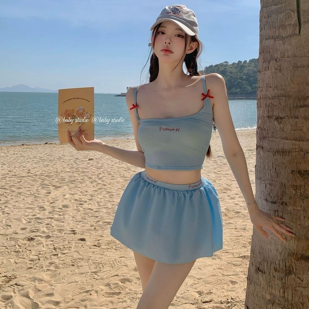 💛Hot.Bikini🩵ชุดว่ายน้ำผู้หญิง ชุดว่ายน้ําน่ารัก กระโปรง 3 ชิ้น มีฟองน้ำ beach ส่งไวจากไทย