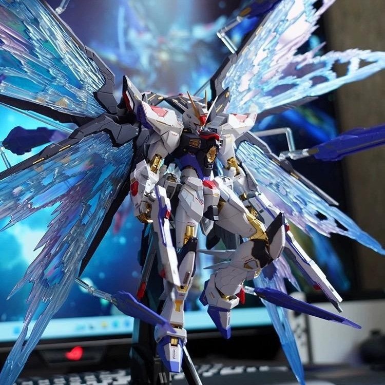 รวบรวมเลือด! Gundam HG โจมตี Freedom และ Daban Machine Group A, MG Unicorn