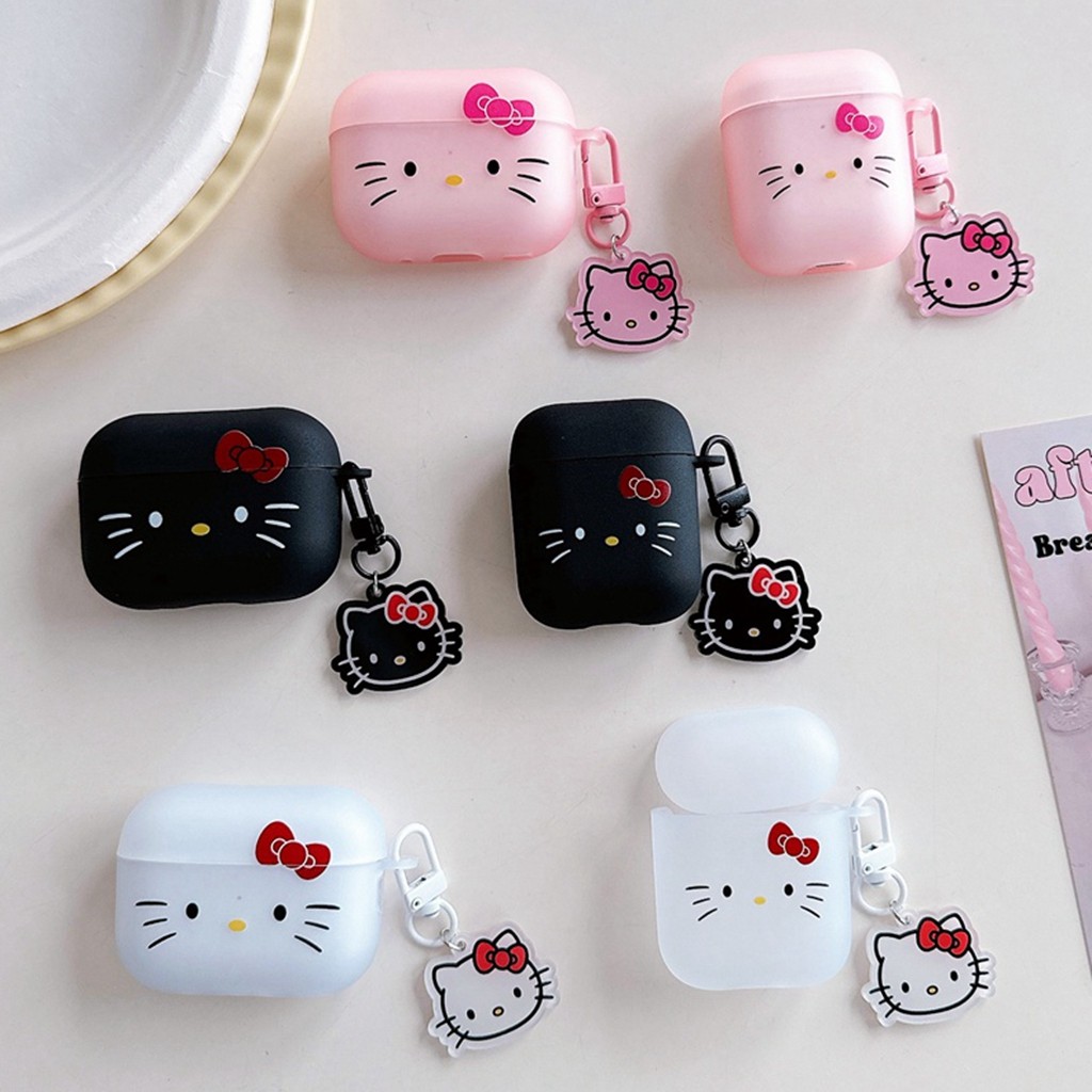 หูฟังสําหรับ Airpods 4 Pro 2 3 1 Simple Bowknot Hello Kitty รูปแบบ Girly กันกระแทกหูฟังบลูทูธพร้อม KT จี้ชุดหูฟังไร้สายเกราะป้องกัน