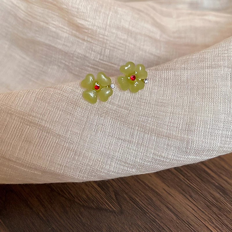 การออกแบบต่างหูดอกไม้นําโชคสดขนาดเล็กขนาดเล็กให้ความรู้สึกต่างหูอารมณ์ต่างหูขนาดเล็กที่เรียบง่าย - รูปที่ 2