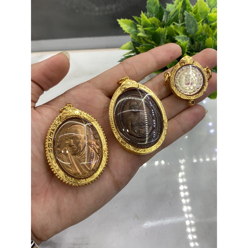 กรอบทองอิตลี่  รูปหล่อพระพุธชินราช - รูปที่ 3