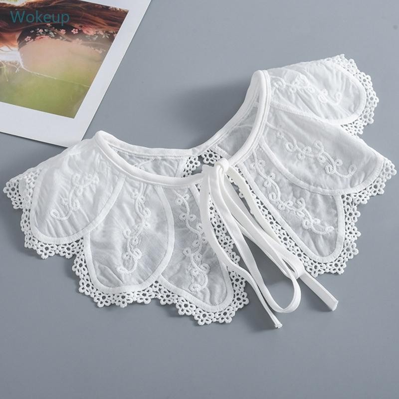 Wake ปลอกคอเท็จสีขาวที่ถอดออกได้ DDickey Collar เย็บปักถักร้อย Lace Up Neckline