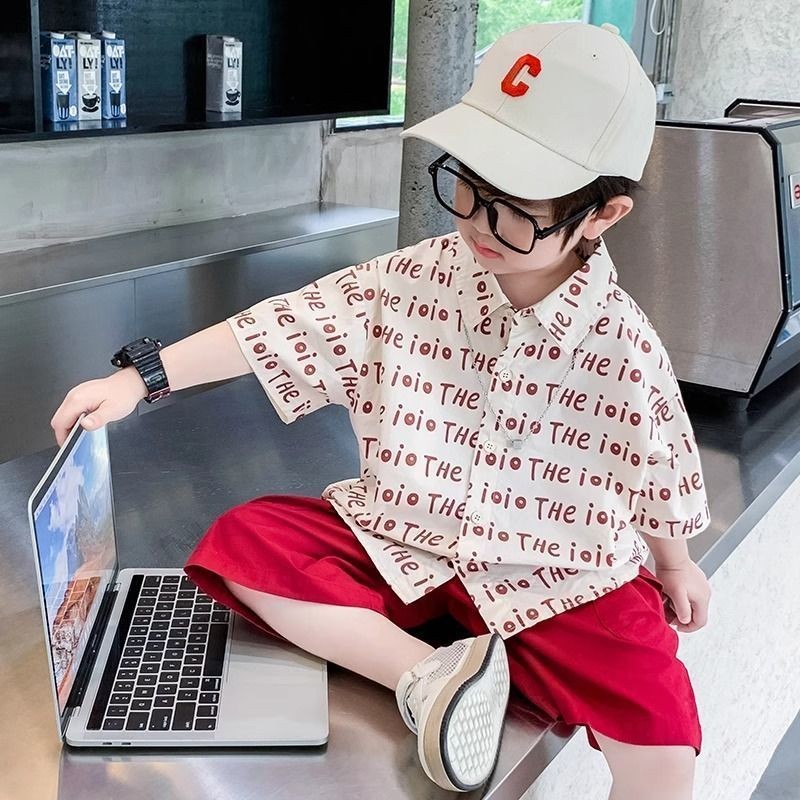 (((80-150 ซม.) เด็กชายเกาหลีรุ่นจดหมายพิมพ์เสื้อแขนสั้นเด็กชายเด็กทารกแฟชั่นสบายๆเสื้อหลวมด้านบน