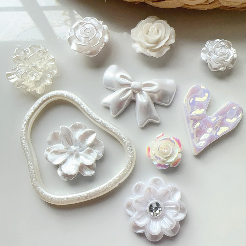 1pcsAlien Pearl Camellia รองเท้าอุปกรณ์เสริม INS รองเท้าอุปกรณ์เสริมน่ารัก DIY อุปกรณ์เสริมรองเท้าหัวเข็มขัด