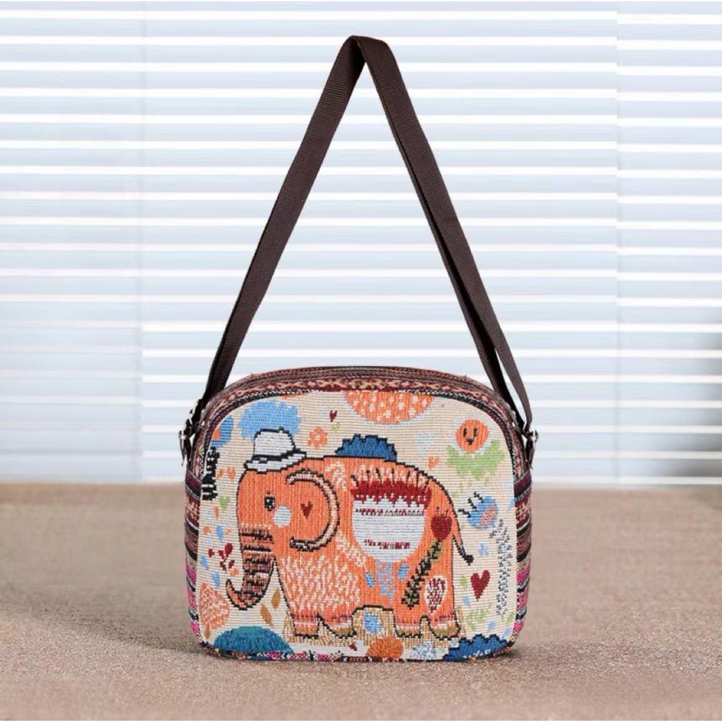 【พร้อมส่ง】Miss bag fashion กระเป๋าสะพายผู้หญิง ความจุขนาดใหญ่