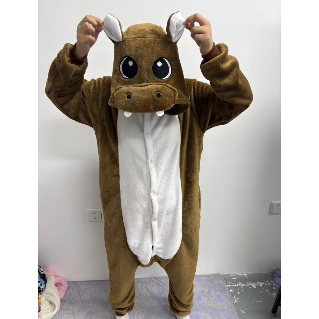 🧣ดีไซน์เก๋ ใส่แล้วปัง! ชุดมาสคอตสุดน่ารัก ✨ ฮิปโปน้อย น้องหมูเด้ง 🦛 สุดฮิต สีสันสดใส ผ้านิ่มๆ ใส่สบาย (**ไซส์ผู้ใหญ่**)