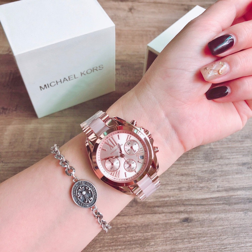 MICHAEL KORS นาฬิกาข้อมือผู้หญิง รุ่น MK5799 MK6066 MK5896 MK6110  Chronograph - Rose Gold