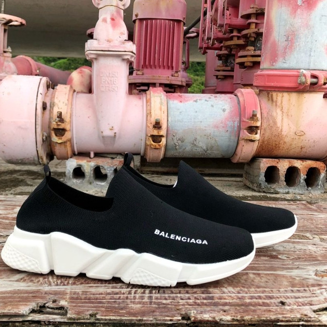 Balenciaga Low-Top speed 1 รองเท้าลําลองกีฬากันลื่นทนต่อการสึกหรอ