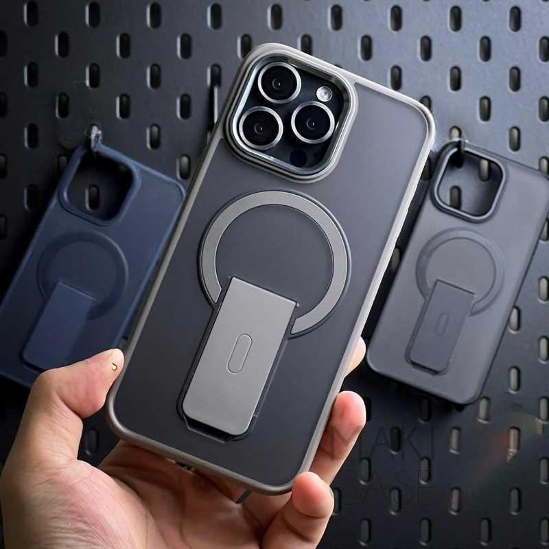 ทะเลทรายไทเทเนียมเคลือบพลิกซ่อนยืนเคสโทรศัพท์แม่เหล็กสําหรับ ไอโฟน 16 15 14 13 12 11 มือโปร สูงสุด 14 15 16บวกกรอบโลหะป้องกันการตกปลอกผิวรู้สึกกันกระแทกปกหลัง