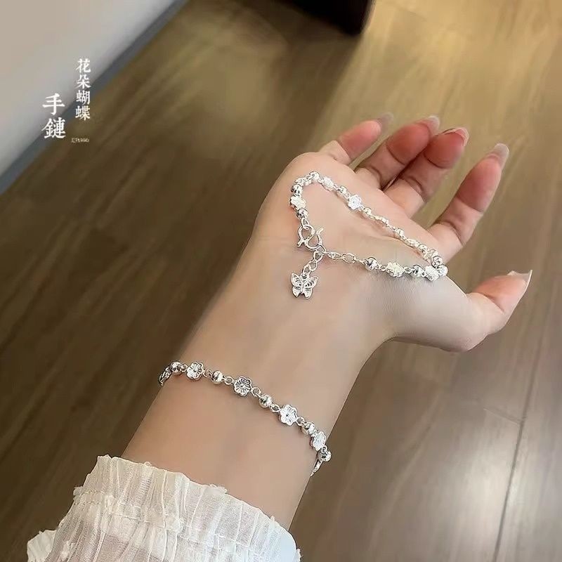 Shop S99 สร้อยข้อมือเงินสเตอร์ลิงสุภาพสตรี 2025 ใหม่ดอกไม้ดอกไม้ขนาดเล็กหรูหรา Niche Peach Blossom ข