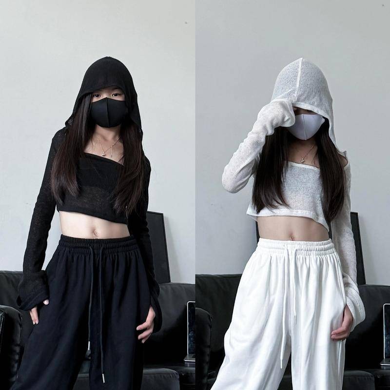 [KeDaYa] พร้อมส่ง เสื้อครอปมีฮู้ดสไตล์เกาหลี เสื้อยืดแขนยาววินเทจอเมริกัน ชุดฮิปฮอปสำหรับเด็กผู้หญิง ชุดเต้นเด็ก Y2K OOTD