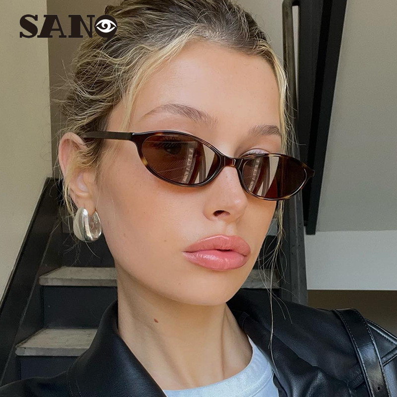 สินค้าพร้อมCOD (San9)Fashion Oval Small Frame Cats Eye แว่นกันแดดกรอบพลาสติกสุภาพสตรี