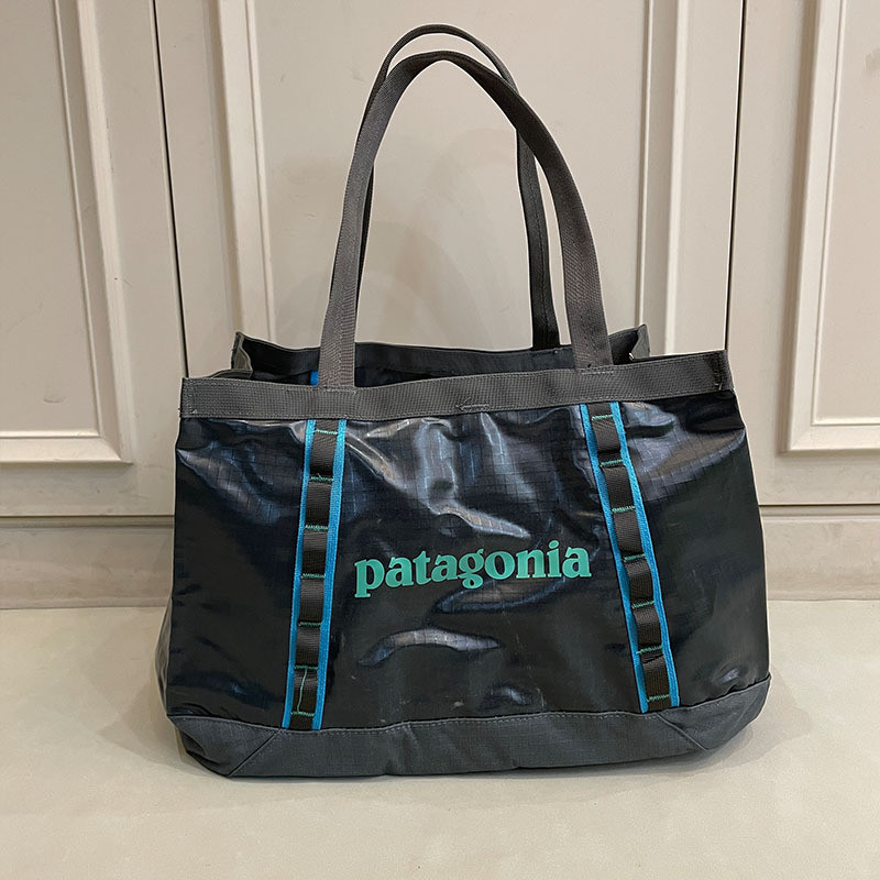 Patagonia Tote Bag ความจุขนาดใหญ่ Multi-pocket Water-Repellent โพลีเอสเตอร์กระเป๋าถือ