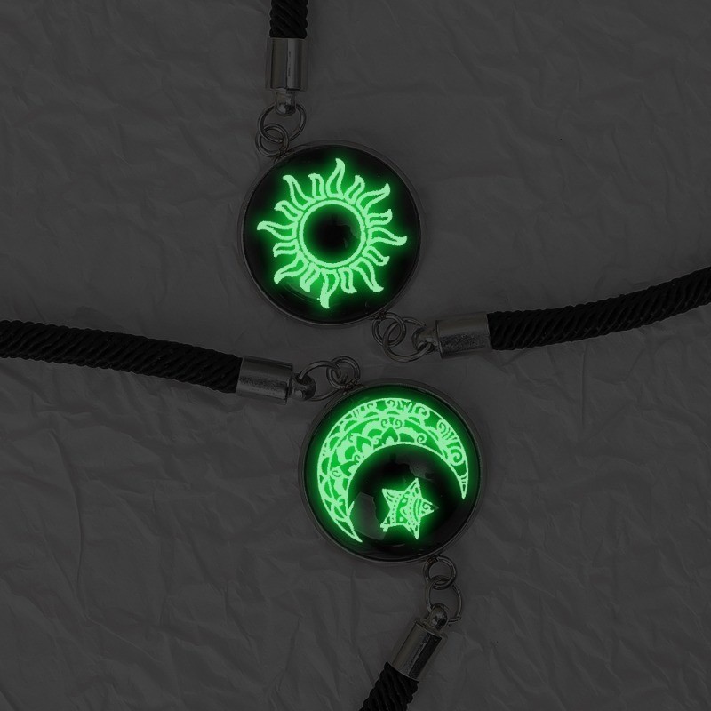 2 ชิ้น/เซ็ตสแตนเลสคู่สร้อยข้อมือผู้หญิงผู้ชายคนรัก Luminous Sun Moon Handmade ทอเชือกปรับสร้อยข้อมือมิตรภาพแฟน Party เครื่องประดับของขวัญ - รูปที่ 2