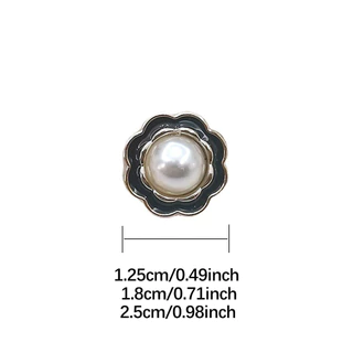 10-Pack Elegant Pearl ปุ่มดอกไม้สีดําสีขาว 12.5/18/25 มม.ปุ่มเย็บผ้าพลาสติกสําหรับชุด Blazer Decor Minimalist ดอกไม้ DIY Craft อุปกรณ์เสริม